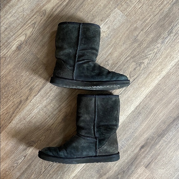 UGG Black Short Suede Shearling Boots - Picture 3 of 7